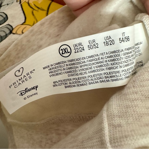 NWT. Primark Disney 2XL Lady & the Tramp sweatshirt. Features classic image - Picture 9 of 10